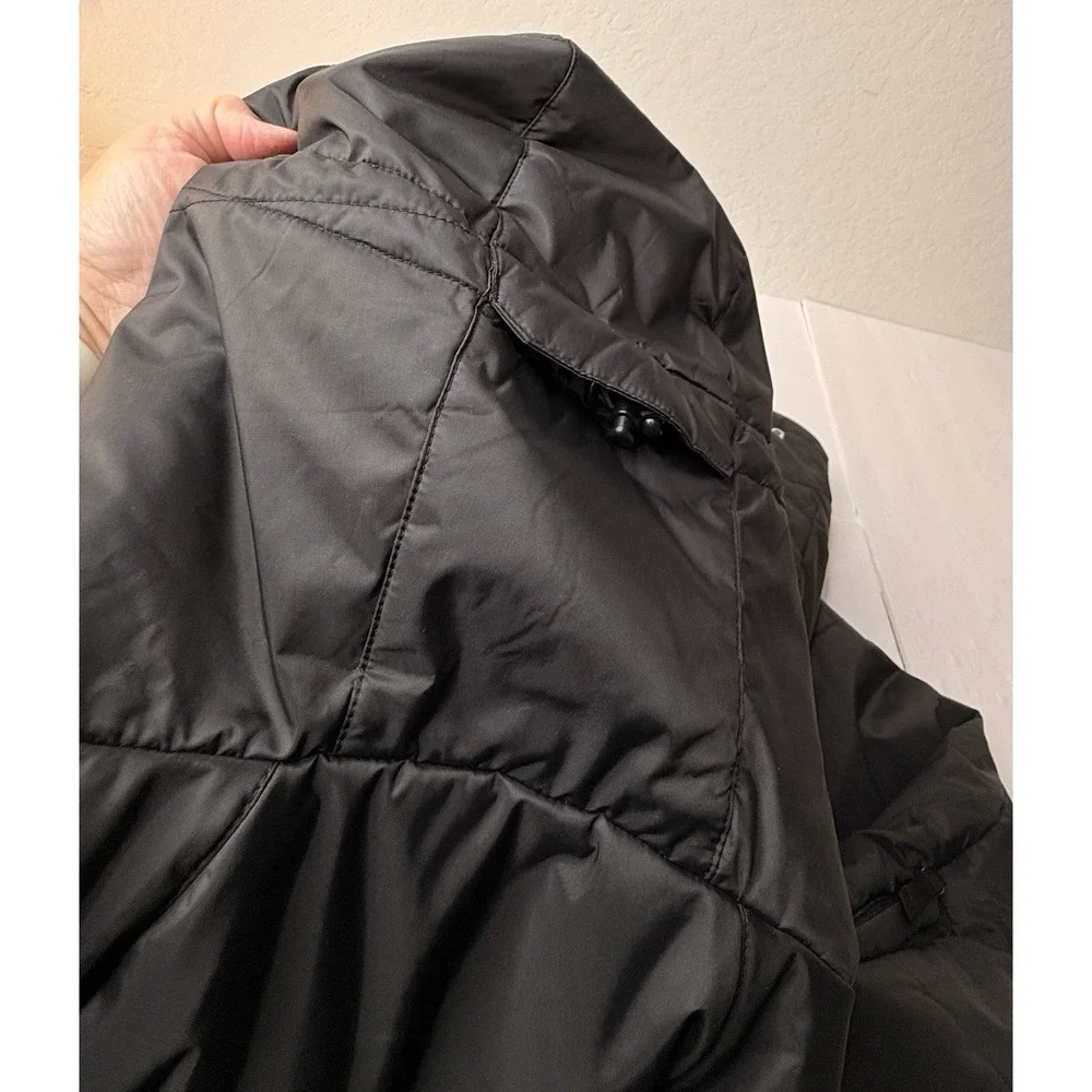 Burton Snowboarding Ski Puffer Jacket Women Size XS Black Quilted‎ Sporty Skiing